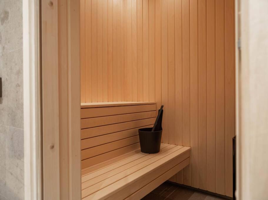 Chic Are Apt For 6 Ski-In-Ski-Out With Sauna 外观 照片